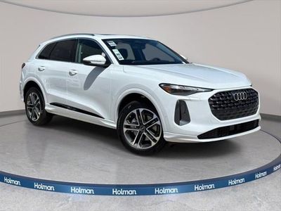 2025 Audi Q5 — side profile view