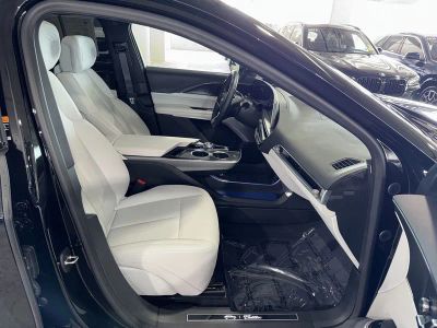 2023 Cadillac LYRIQ — photo 10 view