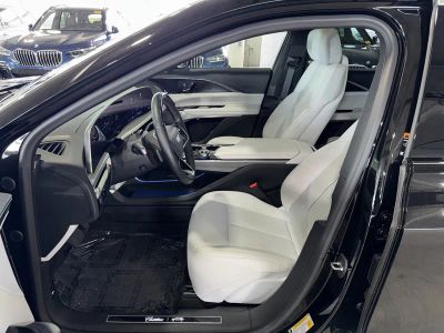 2023 Cadillac LYRIQ — photo 19 view