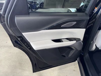 2023 Cadillac LYRIQ — photo 16 view