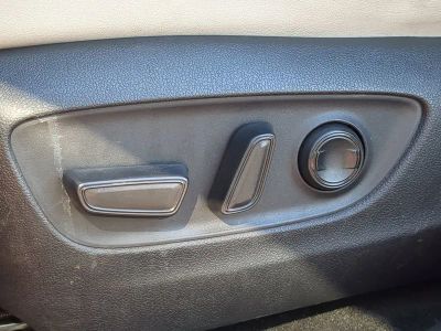 2024 Toyota RAV4 — photo 23 view