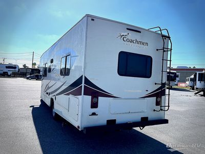 2019 Coachmen Freelander - Photo 3