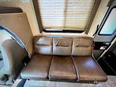 2019 Coachmen Freelander - Photo 10