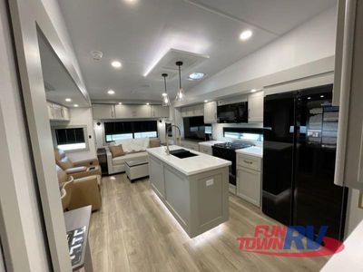 2026 Brinkley Model Z - Photo 9