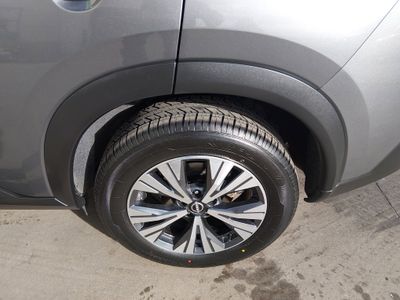 2023 Nissan Rogue — photo 10 view