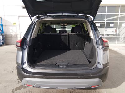 2023 Nissan Rogue — photo 11 view