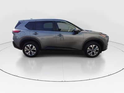 2023 Nissan Rogue — photo 8 view