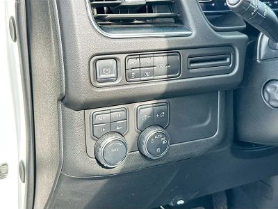 2024 Chevrolet Tahoe — photo 10 view
