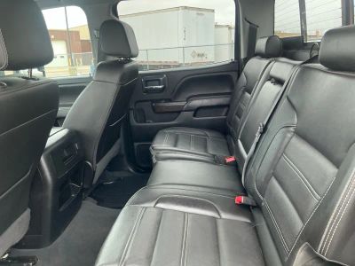 2019 GMC Sierra 3500HD — photo 16 view