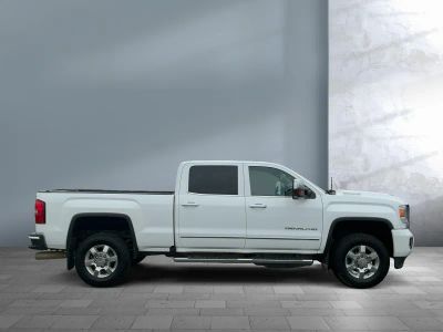 2019 GMC Sierra 3500HD — photo 7 view