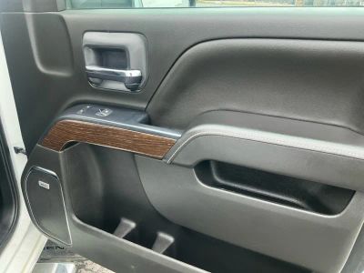 2019 GMC Sierra 3500HD — photo 21 view