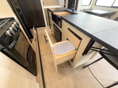 2026 Forest River RV Cherokee Arctic Wolf - Photo 43