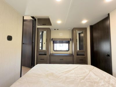 2026 Forest River RV Cherokee Arctic Wolf - Photo 59