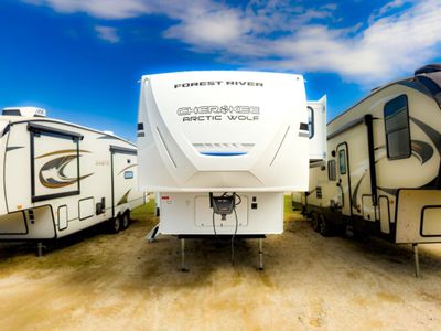 2026 Forest River RV Cherokee Arctic Wolf - Photo 5