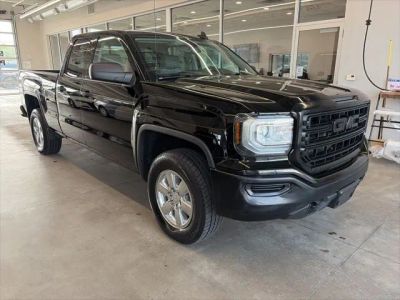 2016 GMC Sierra 1500 — rear three-quarter view
