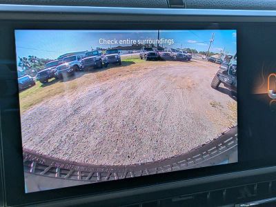 2026 Jeep Wrangler — photo 13 view