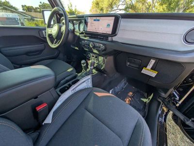 2026 Jeep Wrangler — photo 11 view