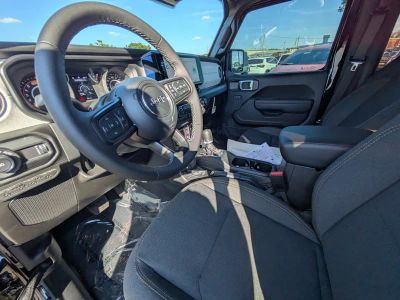 2026 Jeep Wrangler — photo 12 view