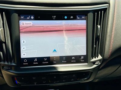 2022 Maserati Levante — photo 32 view