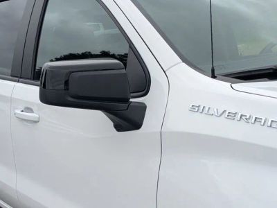 2026 Chevrolet Silverado 1500 — photo 11 view