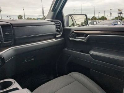2026 Chevrolet Silverado 1500 — photo 17 view