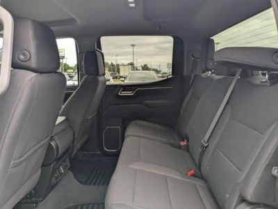 2026 Chevrolet Silverado 1500 — photo 14 view