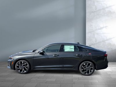 2026 Kia K5 - Photo 4