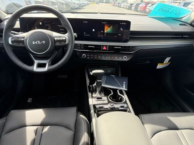 2026 Kia K5 - Photo 14