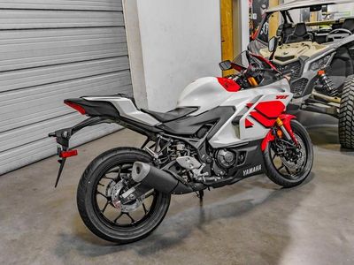2026 Yamaha YZF-R3 - Photo 4