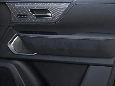 2026 INFINITI QX80 — photo 35 view