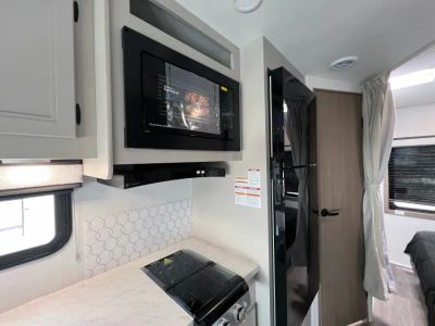 2027 Entegra ODYSSEY SE — photo 12 view