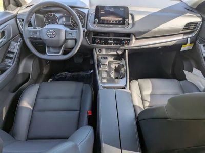 2026 Nissan Rogue — photo 14 view