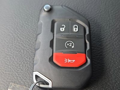 2026 Jeep Wrangler — photo 32 view