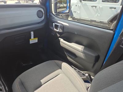 2026 Jeep Wrangler — photo 19 view