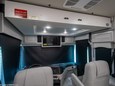 2026 Fleetwood Discovery - Photo 5