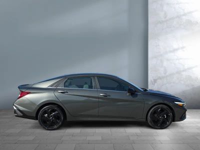 2026 Hyundai Elantra — photo 7 view