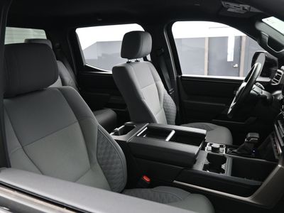 2026 2025 Toyota Tundra SR5 Truck CrewMax — photo 21 view