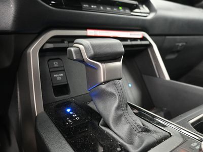 2026 2025 Toyota Tundra SR5 Truck CrewMax — photo 14 view
