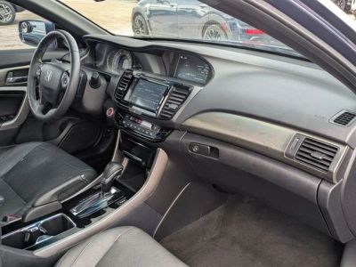 2017 Honda Accord - Photo 24