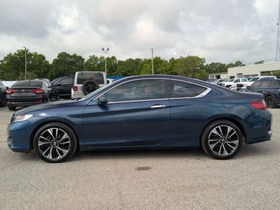 2017 Honda Accord - Photo 2