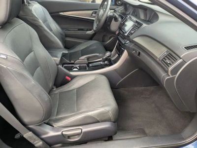 2017 Honda Accord - Photo 21