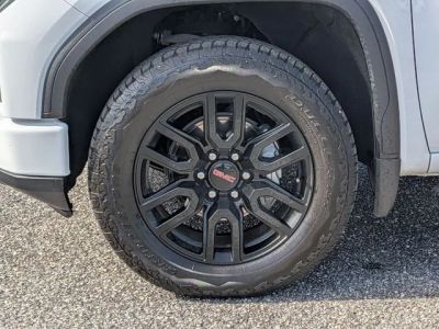 2024 GMC Sierra 1500 - Photo 9