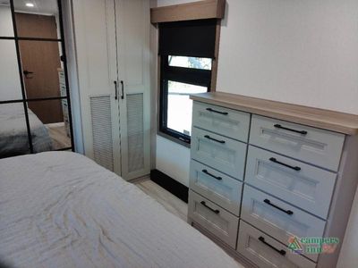 2026 KZ Durango - Photo 42