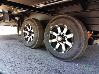 2026 KZ Durango - Photo 19