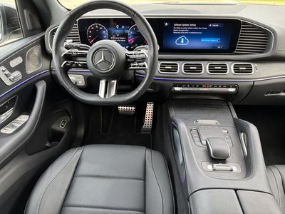 2024 Mercedes-Benz GLS - Photo 2