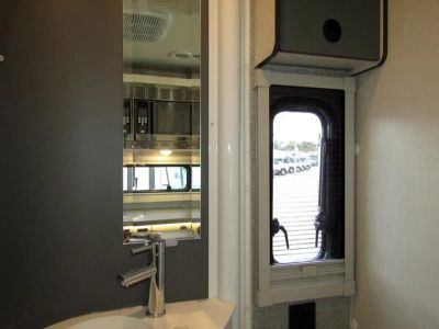 2026 Winnebago EKKO - Photo 17