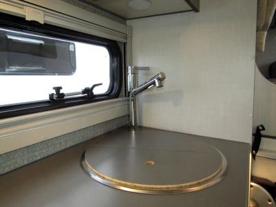 2026 Winnebago EKKO - Photo 10