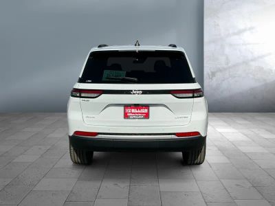 2026 Jeep Grand Cherokee — detail view