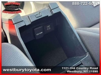 2023 Toyota Corolla Cross - Photo 32
