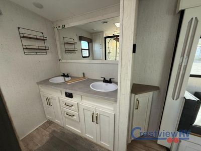 2022 Dutchmen RV Astoria - Photo 19